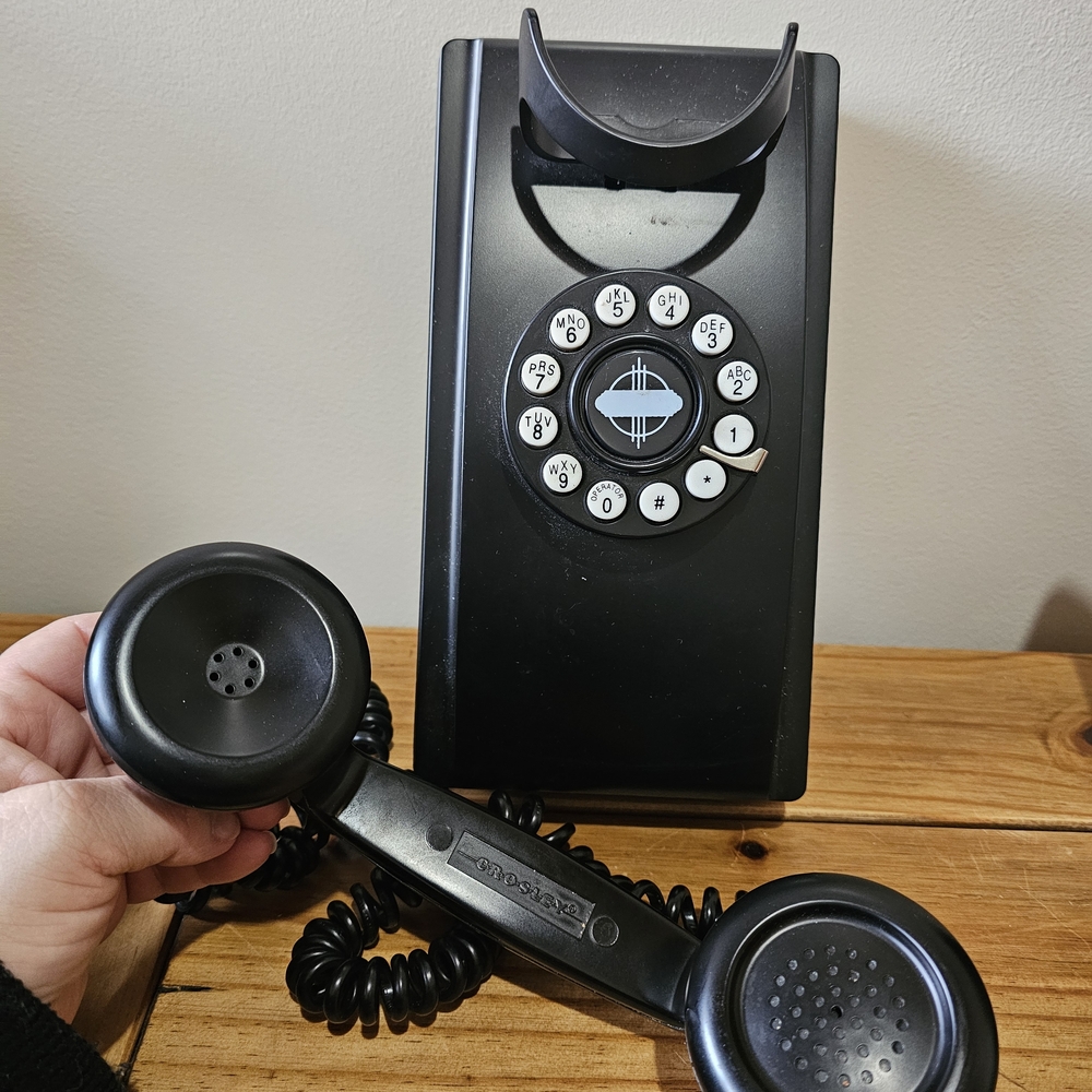 CROSLRY Black Retro Corded Telephone